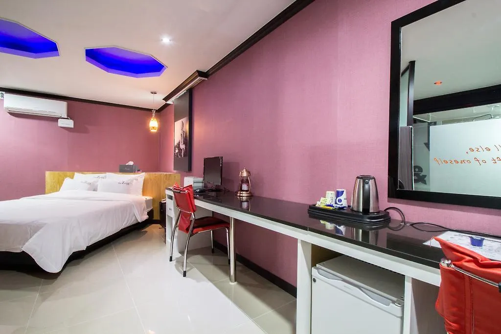 The Zenith Hotel Busan 3*,  South Korea