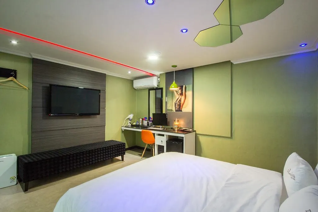The Zenith Hotel Busan 3*,  South Korea